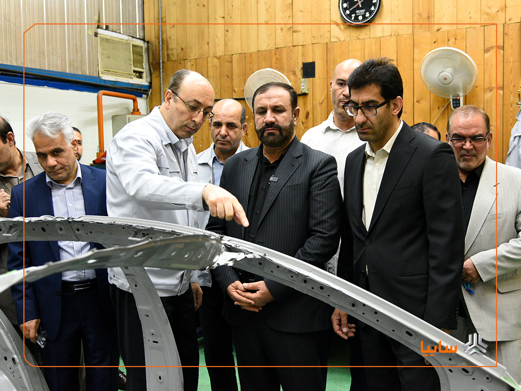 به گزارش وقایع نیوز به نقل از میزان، علی صالحی، دادستان عمومی و انقلاب تهران، به همراه جمعی از معاونان دادستانی و مسئولان دستگاه‌های اجرایی از بخش‌های مختلف شرکت خودروسازی سایپا بازدید کرد. این بازدید با هدف حمایت از تولید، نظارت بر ارتقاء کیفیت محصولات، ارزیابی ظرفیت‌های موجود، بررسی چالش‌های پیش‌رو و صیانت از حقوق عامه و پیشگیری از وقوع جرم انجام شد.